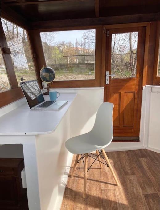 ホテル Prague On Boat, Privat Pier, Free Parking エクステリア 写真